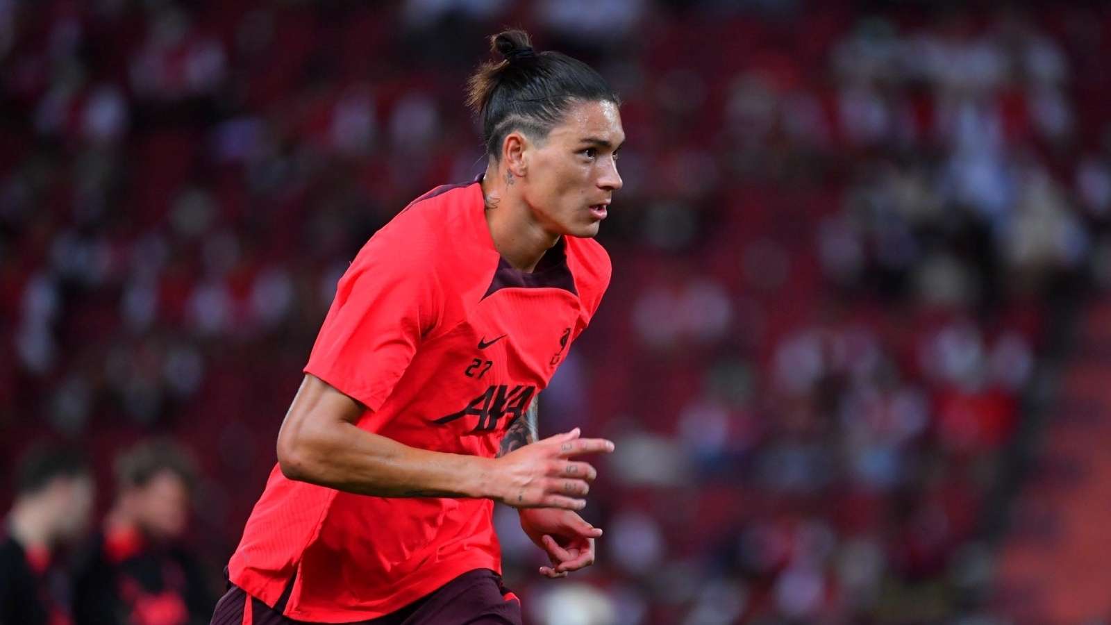 为中场核心 为中场核心