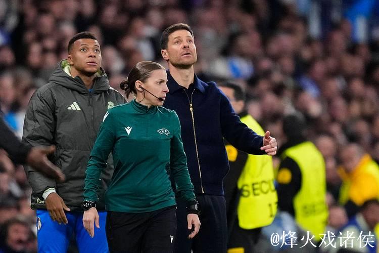 体坛联播｜阿森纳欧冠豪取6连胜，曼城客场2比1