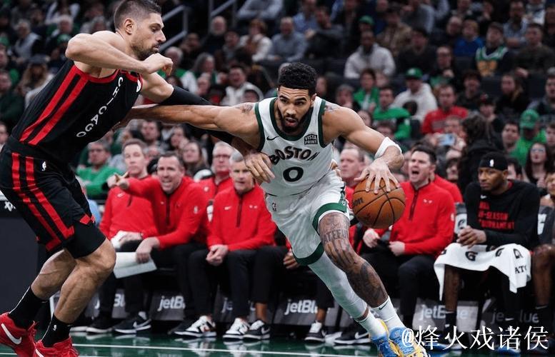 拉文狂砍36分公牛击败凯尔特人豪取3连胜 篮网力挫猛龙致其6连败 拉文狂砍36分公牛击败凯尔特人豪取3连胜 篮网力挫猛龙致其6连败